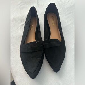 NWT black flats